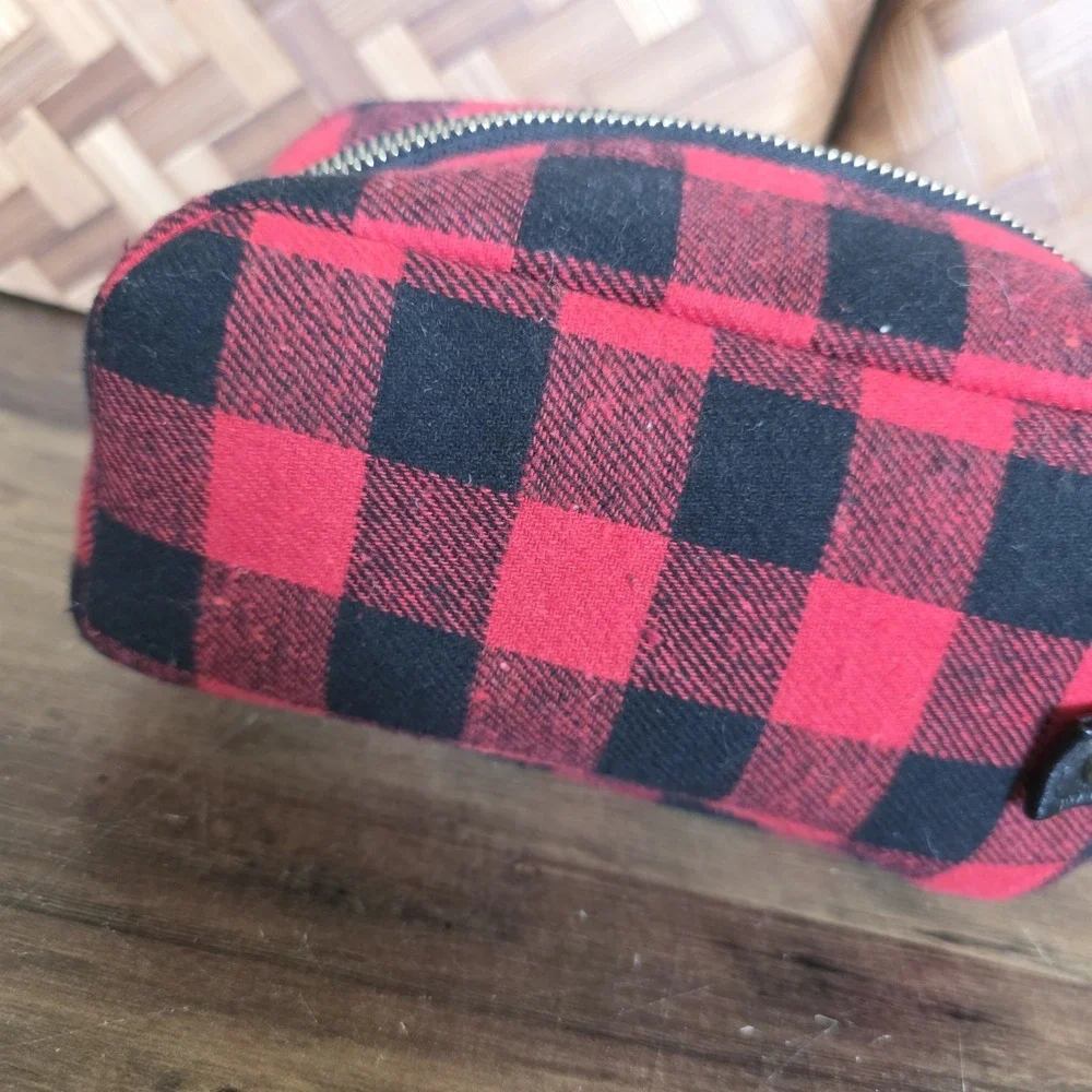 Cosmetics Bag Red & Black Buffalo Plaid Check Zipper Toiletry Bag Travel Flannel